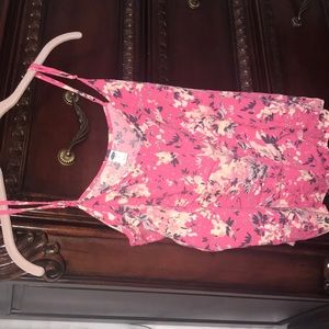 old navy cute summer tank!